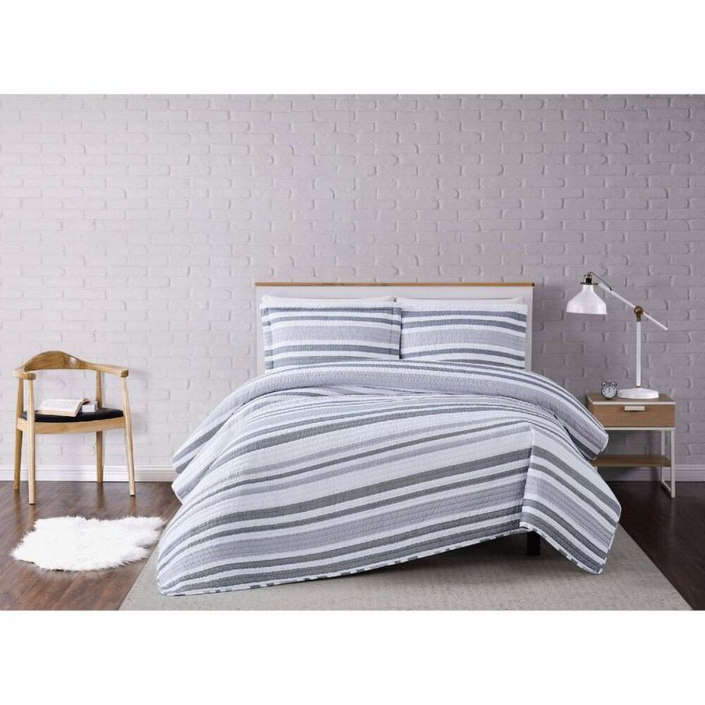 Full/Queen 3pc Curtis Stripe Reversible Microfiber Quilt Set - White/Gray